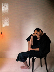 Kane_Vogue_Italia_January_1984_06.thumb.png.fa5b9369231dc694f78e5eb52a79fc98.png