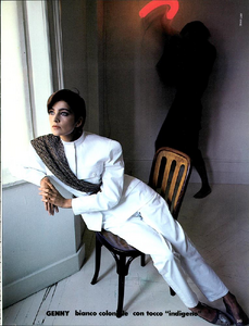 Kane_Vogue_Italia_January_1984_10.thumb.png.13c4e8ee10e669ed05dd15a16a250ae1.png