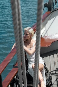 Kate-Kina-Yacht-Photoshoot05.jpg