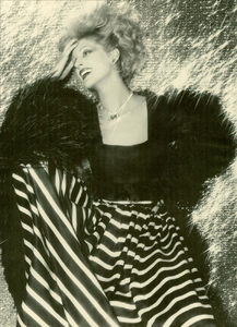 Nera_Barbieri_Vogue_Italia_December_1973_07.thumb.png.681ff264a2c89f0d4dec5165c157b201.png