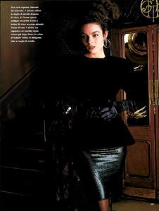 Nero_Yokosuka_Vogue_Italia_September_02_1986_06.thumb.png.8fa006323d147ada567f7302d0d5115a.png