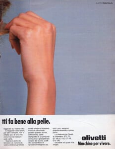 OlivettiAdIlVenerdiDiRepubblicaIT231087no2b.thumb.jpg.0ed4c8aebf9f07f3ba1ac31fedd7b53e.jpg