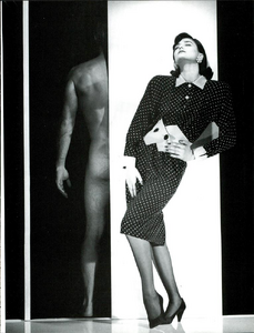 Papisca_Gianluca_Gabrielli_Spring_Summer_1984_06.thumb.png.a18b24fe244ea1ea4634175f6a1ca96e.png