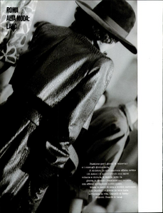 Rigore_Comte_Vogue_Italia_September_02_1984_07.thumb.png.384ccf60ca787dccf4d6251adcf281a9.png