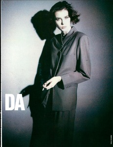 Roversi_Vogue_Italia_January_1984_02.thumb.png.1bb9bed6d02eac3628870f66f6633edc.png