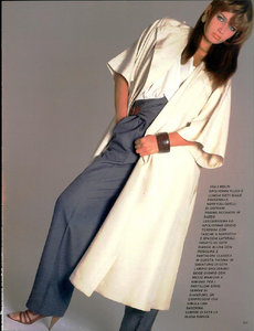 Scavullo_Vogue_Italia_January_1984_04.thumb.png.44f9b95fe1b4172c58e130614fefb84d.png