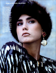 Sei_Omaggi_Vogue_Italia_September_1984_02_03.thumb.png.96b5bb8bfc2932496205b1afc36ef616.png