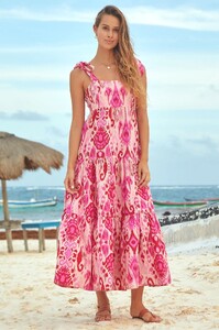 Tabitha-pink-5.jpg