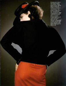 Yavel_Vogue_Italia_May_1984_04.thumb.png.5d6d8ad66358a329aabe356051b658d6.png