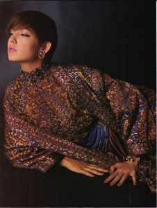 Yokosuka_Vogue_Italia_September_02_1984_05.thumb.png.da31ba6cd90898c32b56760c626687aa.png