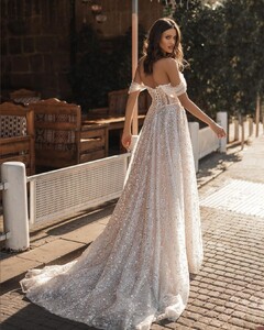 bianco.dresses_262948690_636184580848259_3084507352061938135_n.jpg