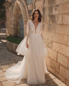 bianco.dresses_263190421_3008584072786099_7077851552120038688_n.jpg