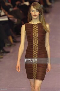 f99herveLeger-bl.thumb.jpg.88be2be3e8e47fe3b2c9a13721fab7b7.jpg