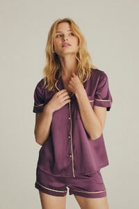 luxury-silk-plum-colour-short-pyjama-suit-silk-pyjamas-house-of-silk-addtocart-house-of-silk-2885-13-B.thumb.jpg.47ecbdcbfede5b0090f0fcc16d7c4955.jpg