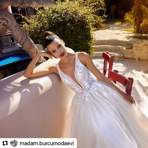 madamburcu.milano_274121827_533045327967439_1546312166314197821_n.jpg