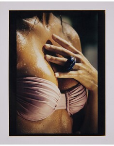 marco_glaviano-vogue-polaroid_collection_1970_2000-10_7x8_5cm_1.jpg