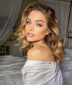 natali_yakoobov_288298983_394999052592543_8341070523121250926_n.jpg