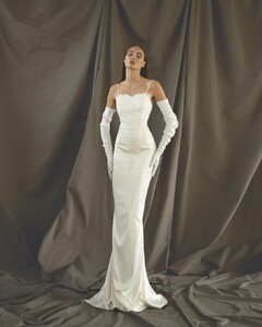 ninarajak_bridal_280271107_360900409405329_5898978797728693816_n.jpg