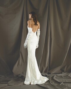 ninarajak_bridal_281171081_735911827548882_4985192696884197822_n.jpg