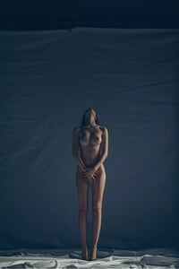 rebecca-bagnol-by-nicolas-larriere.thumb.jpg.6e57d9915089ae8c0ffd0687b1b76403.jpg