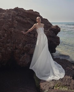 sarah.shawah.couture_275670288_4792980517463699_5246390095706718481_n.jpg
