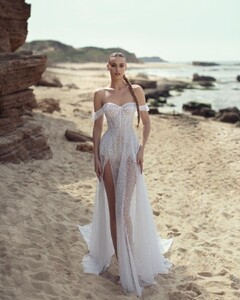 sarah.shawah.couture_277596758_658981572022856_1354074495818459835_n.jpg