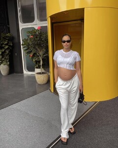 shaninamshaik_298105279_1076960599892211_6535591444139700508_n.jpg