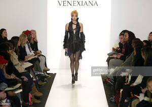 ve042---.thumb.jpg.62e40cf17f5442a11d075bd7c8e1d250.jpg