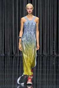 00021-ferrari-spring-2023-ready-to-wear-credit-gorunway.thumb.webp.a5c2450037a023a7cab15b98bfde24fb.webp