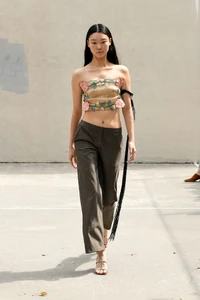 00026-maryam-nassir-zadeh-spring-2023-ready-to-wear-credit-madison-voelkel.webp