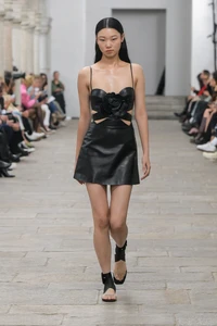 00047-ermanno-scervino-spring-2023-ready-to-wear-credit-brand.thumb.webp.1041b71ff619f404d480617a59621bcf.webp