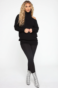 08-01-19_Studio_3_RM_11-34-26_18__TGI21991_Black_0511_WG.jpg