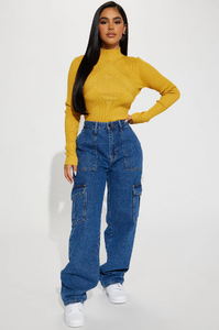 08-25-22Studio1_RM_AC_15-14-20_49_RAE7202FN_Mustard_0735_PB.jpg