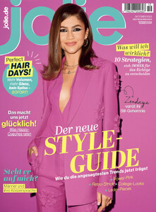 Jolie 1022.jpg