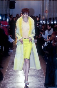 1023221634_Fendi1999WomenRTW88.thumb.jpg.58886ff40a4b020591ac01f35edde577.jpg