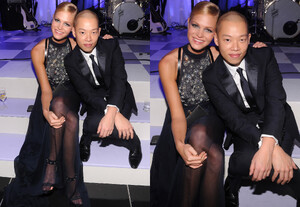 1102308840_ErinHeatherton-BergdorfGoodman111thAnniversaryCelebration@PlazaHotelinNYC2012_10_183.thumb.jpg.a5067cb56f9c78f0270e7c06cc0af53f.jpg