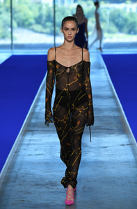 Quinn Mora Jason Wu Spring 2023 RTW NYFW 1.png