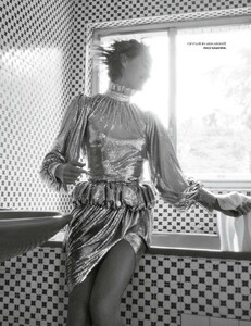 Elle_France_-_1er_Septembre_2022 p2-page-002.jpg