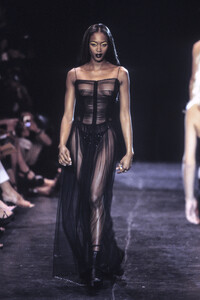 1341785165_BetseyJohnson1998WomenRTW145.thumb.jpg.4cefa732c14f0c70c7e823011cf3bfb2.jpg