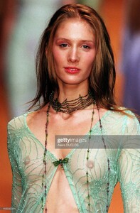 1539853432_Balsingrws00designersOfGalicia--113330321-.thumb.jpg.c0a8c85d5307fc75f998ade7c0ad7003.jpg