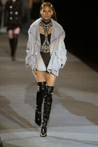 1672446915_Sportmax2003WomenRTW62.thumb.jpg.d5c6b3d3a823046caf40b19e87d76494.jpg