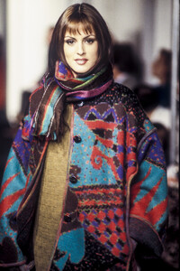 1794610079_Missoni1993WomenRTW21.thumb.jpg.6b7b2ecf69e65f83c5aa89b3465f7ecc.jpg