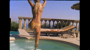 1878604223_VanessaMooney_Holiday_Resort2021.mp4.464efdb2368e564ba8be71100759993e(2).thumb.gif.59775344c261ad0e5f74b4e0ada73ef2.gif
