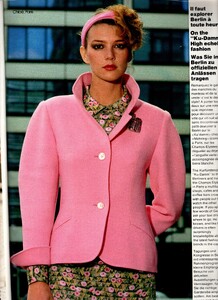 1980EleganceParis010.thumb.jpg.f02fb1892cb991ba82154b0781673e3a.jpg