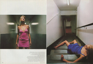 1994-12-vogue-uk-le-6a_orig.thumb.jpg.8ad99fced0a962a1f645265d2b77658e.jpg