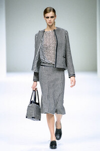 2033034751_MaxMara2000WomenRTW4.thumb.jpg.8616029383d1ebcb1b7f81eef6612c0c.jpg