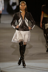204009979_Sportmax2003WomenRTW8.thumb.jpg.6a5aeb311c193ba9f362d496659253ac.jpg