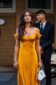 2118813177_1426005412StreetStyle-Day2-MilanFashionWeekWomenswearSpring-Summer2023.thumb.jpg.29fd6d49ac5be5ee23076152aea8efaf.jpg