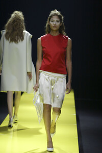 392217938_Anteprima2003WomenRTW78.thumb.jpg.a2c8a0171a32f2a4bfabec5c6c9ab28a.jpg