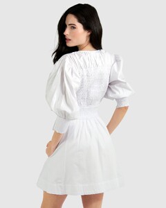 3__New-Paradise-White-Back_99e8d719-1e2e-4d00-8aea-962302139053.thumb.jpg.38d04c192c6a58c489695767901e494f.jpg